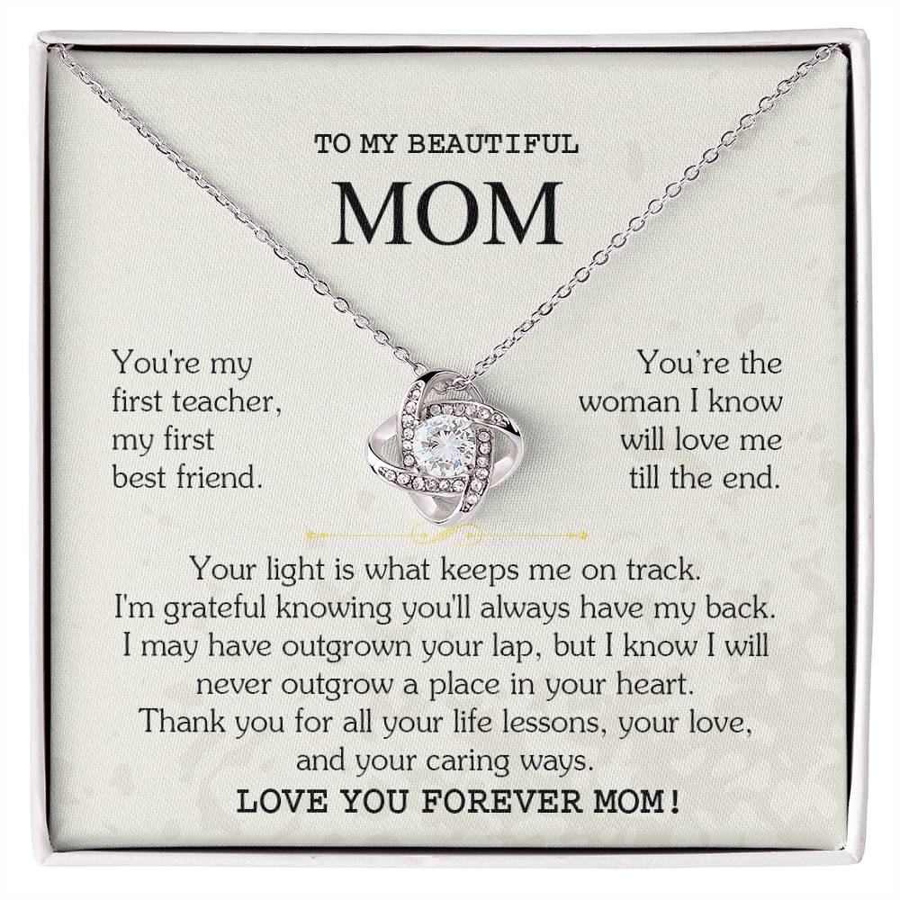 mom    8