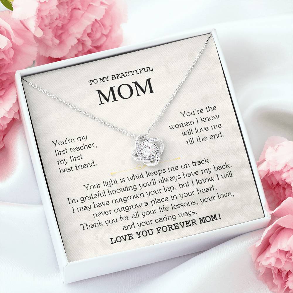 mom    8