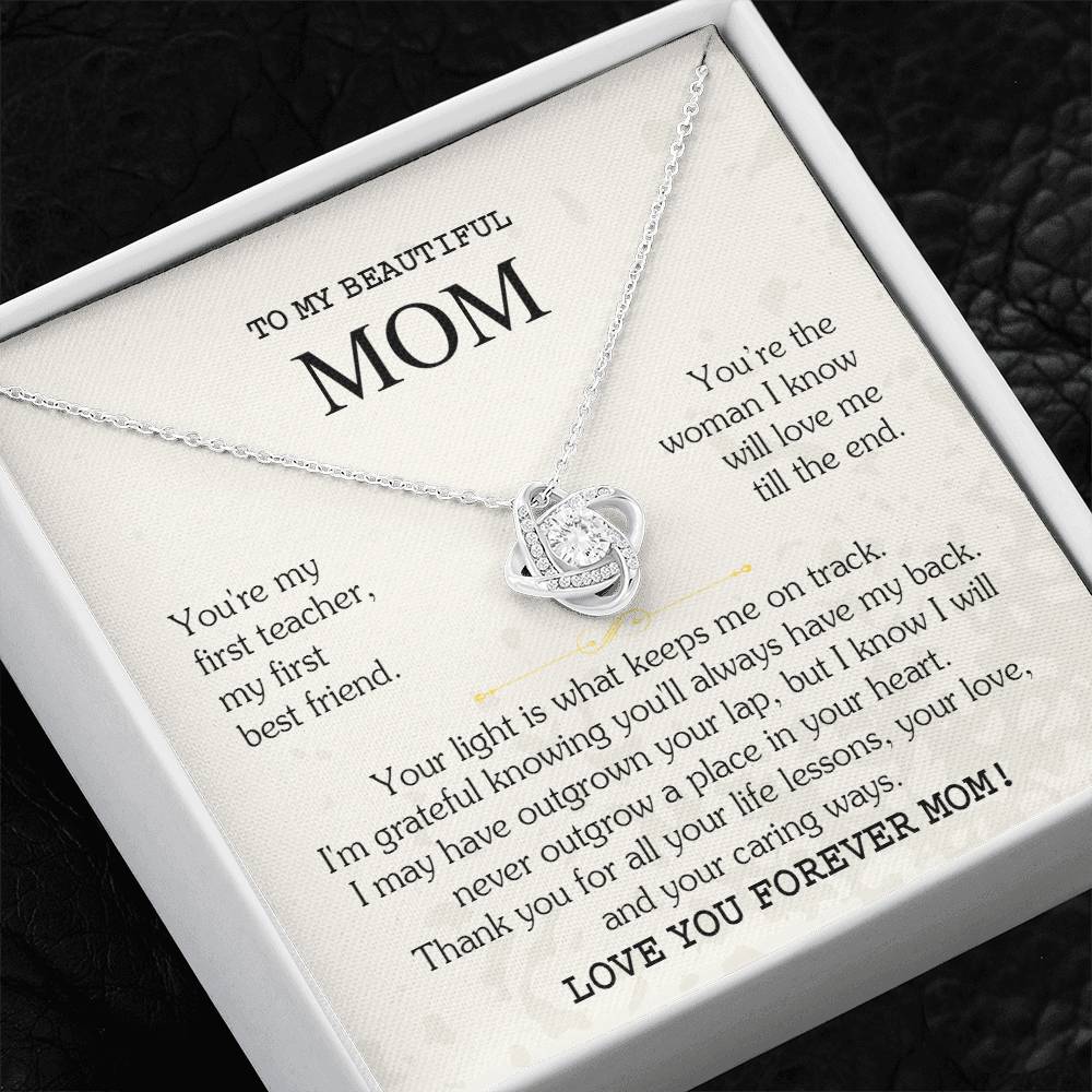 mom    8
