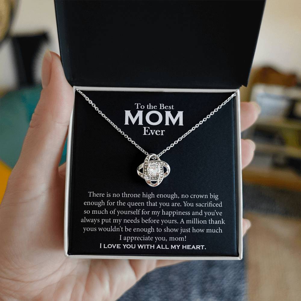 mom    9