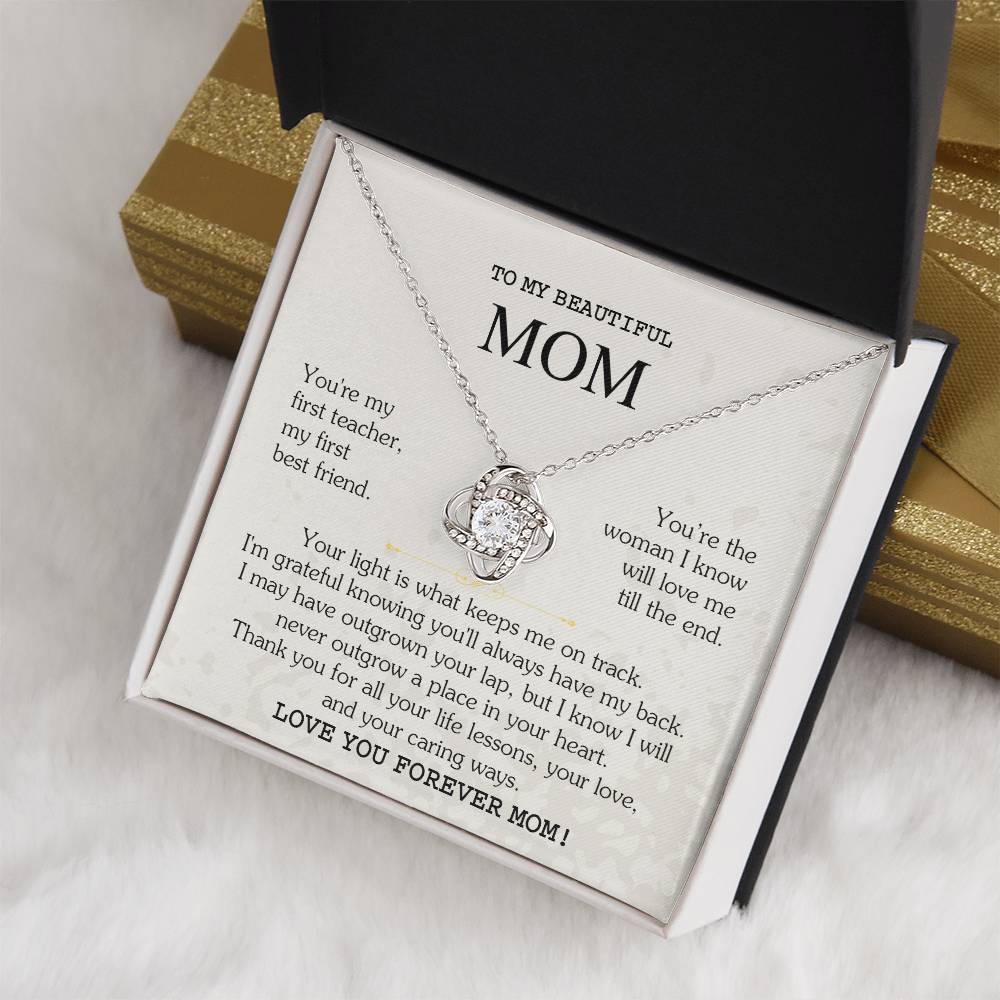 mom    8