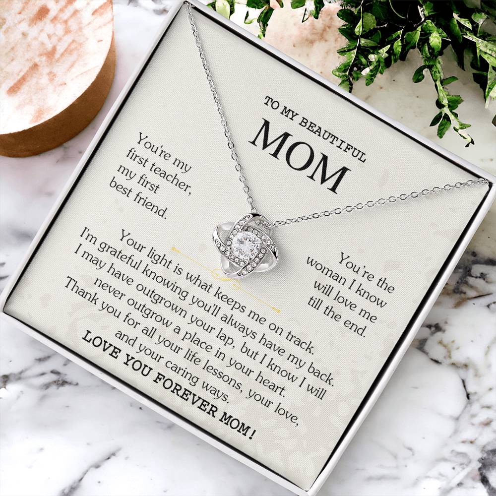 mom    8